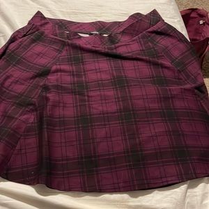 Torrid size 3, purple/black plaid skirt. Brand new no tags.